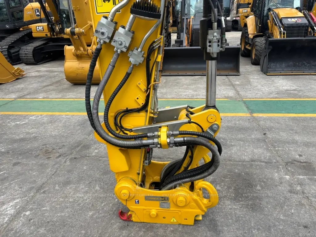 CAT M323F 0225 (16)_12_11zon.webp