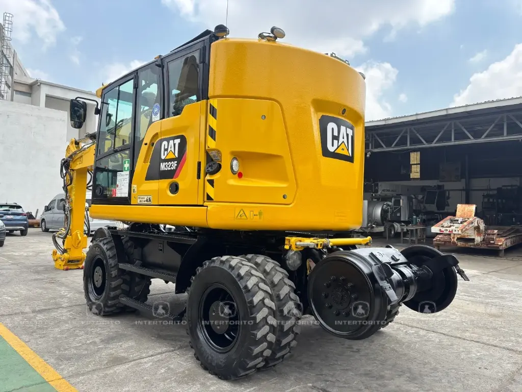 CAT M323F 0225 (13)_9_11zon.webp