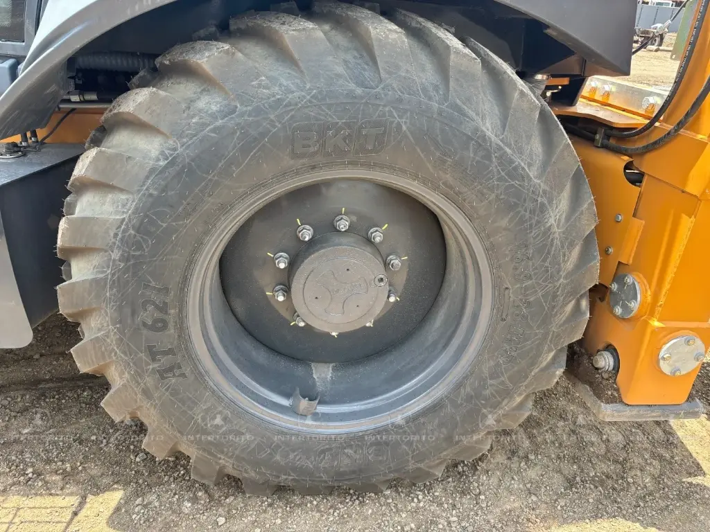 CASE 570 (9)_4_11zon.webp