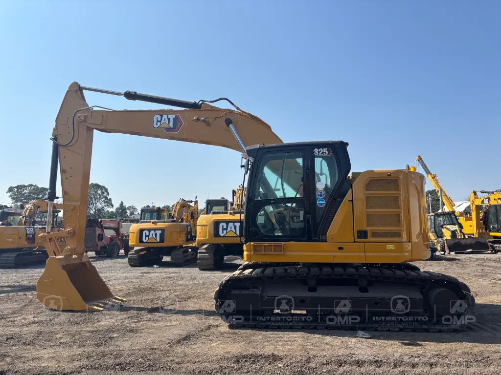 CAT 325 0612 (7).webp