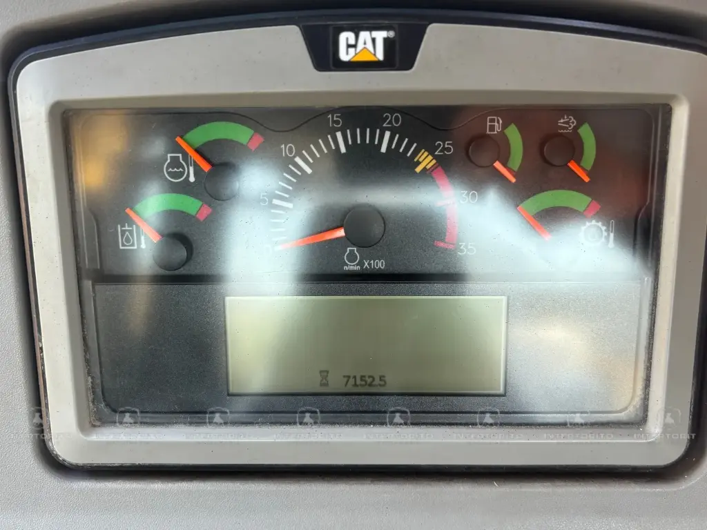 CAT D8T 1031 (1)_9_11zon.webp
