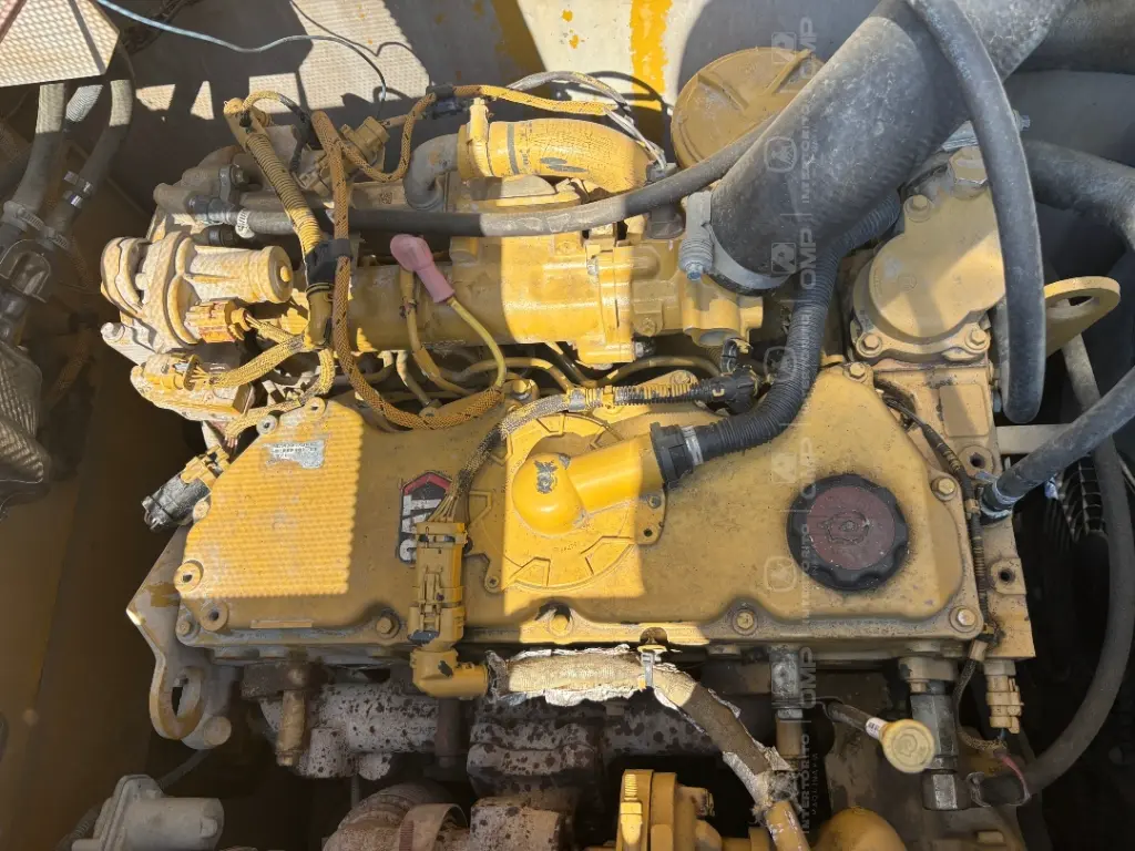 CAT 325 0612 (13).webp