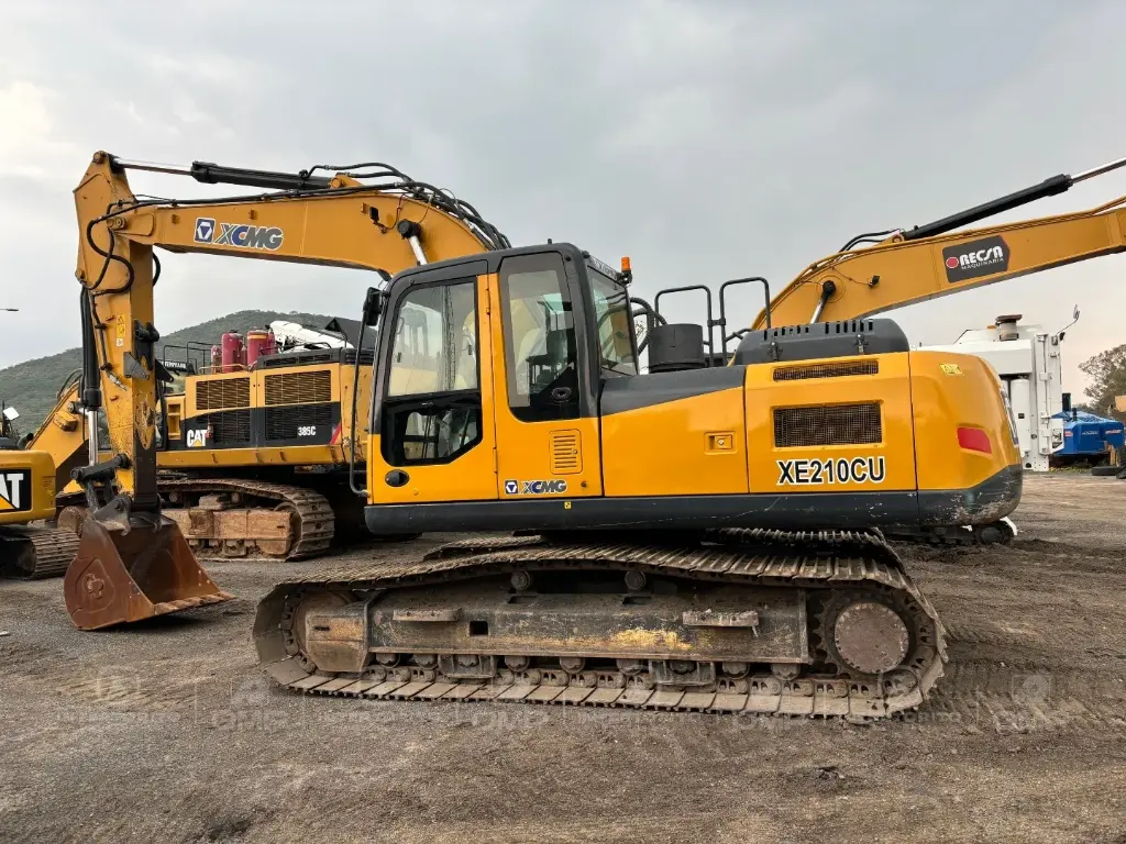 XCMG XE 210 (2).webp