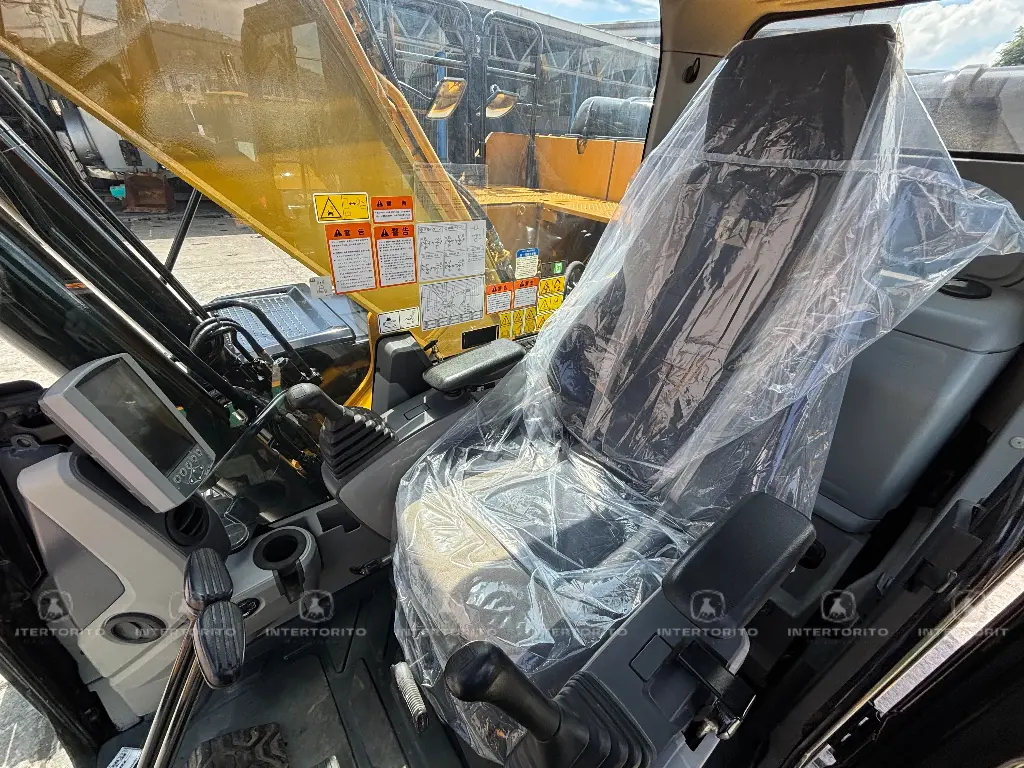 CAT 320E 4473 (19)_13_11zon.webp