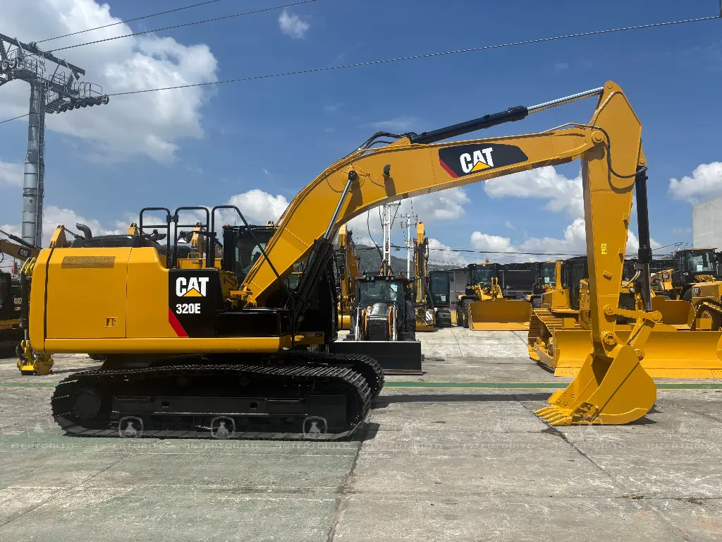 CAT 320E 4473 (2)_17_11zon.webp