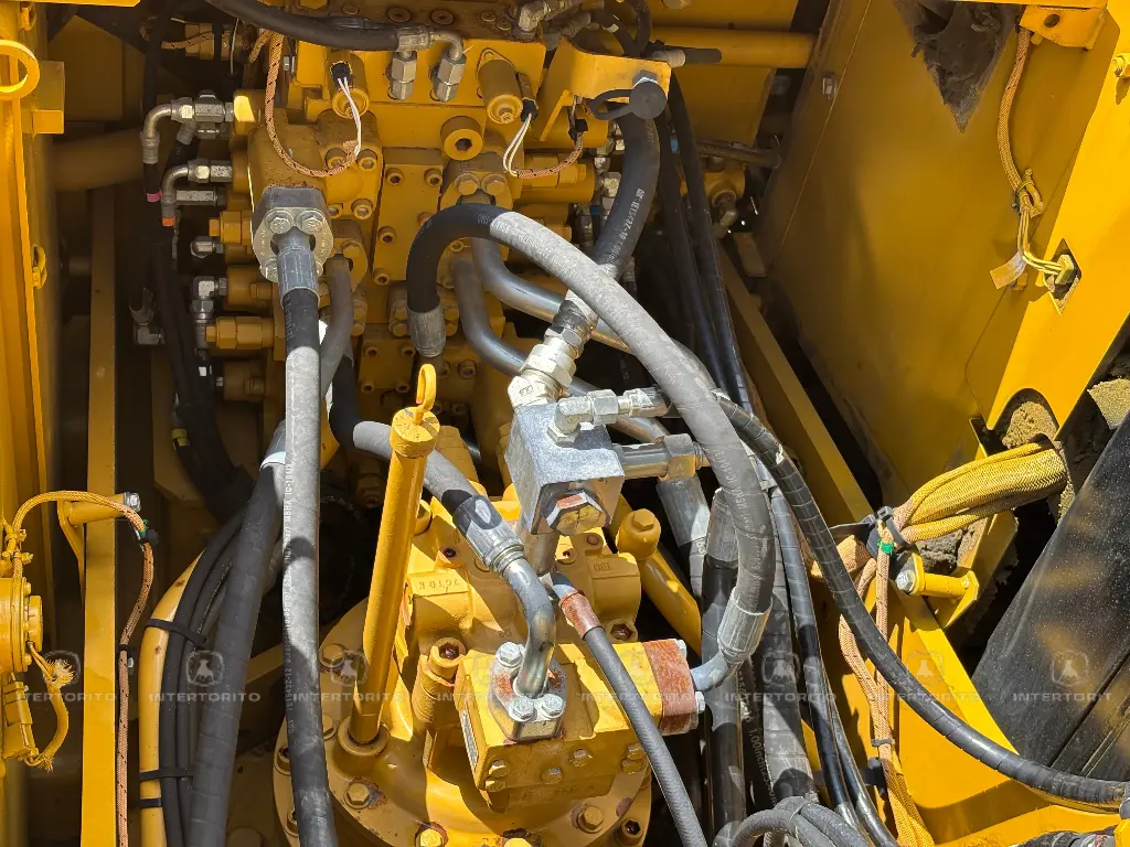 CAT 320E 4473 (17)_11_11zon.webp