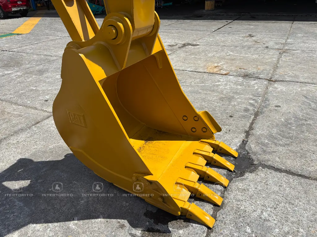 CAT 320E 0695 (8)_8_11zon.webp