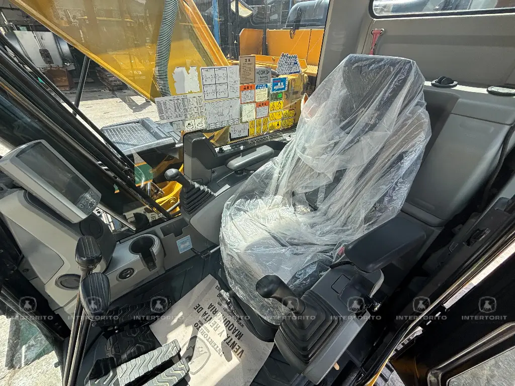 CAT 320E 0695 (18)_18_11zon.webp