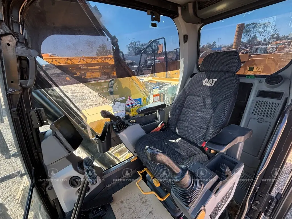 CAT 320GC 0351 (17)_17_11zon.webp