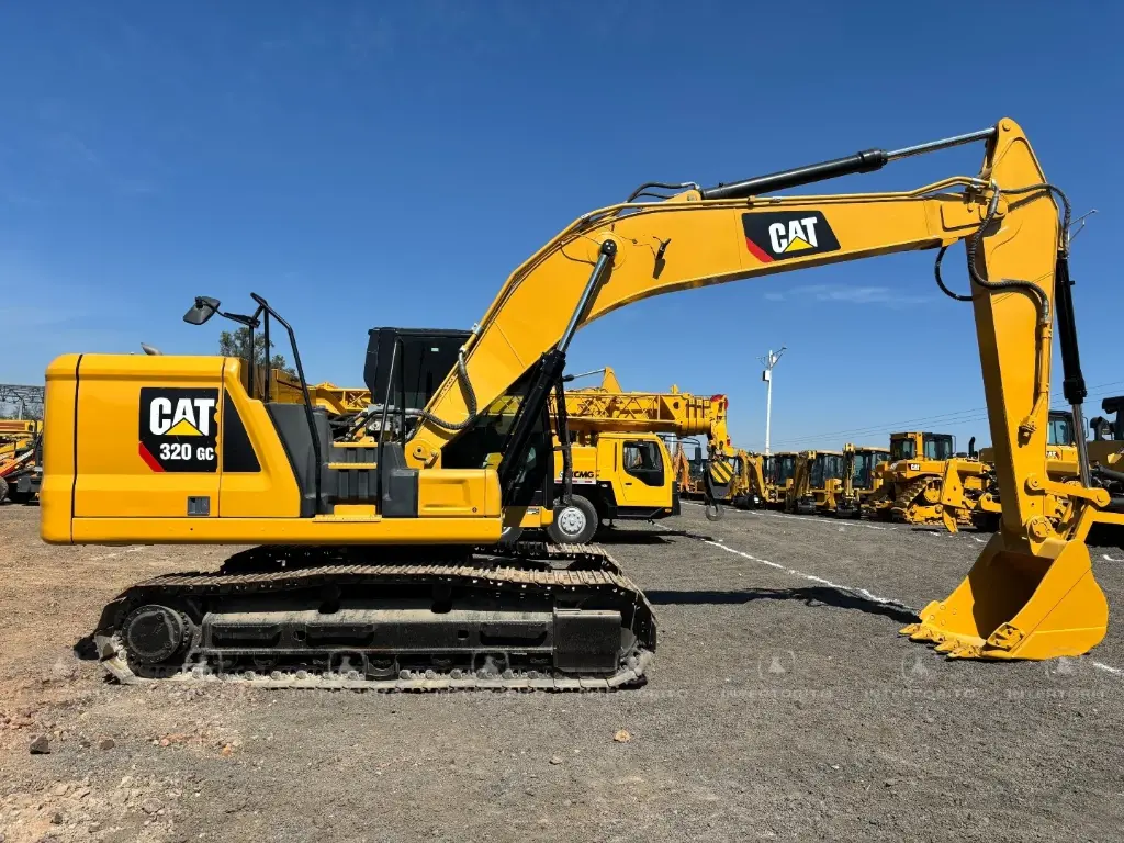CAT 320GC 0351 (6)_6_11zon.webp