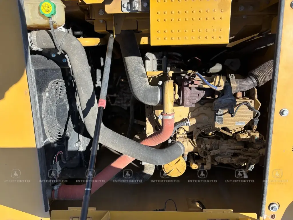 CAT 320GC 0351 (12)_12_11zon.webp