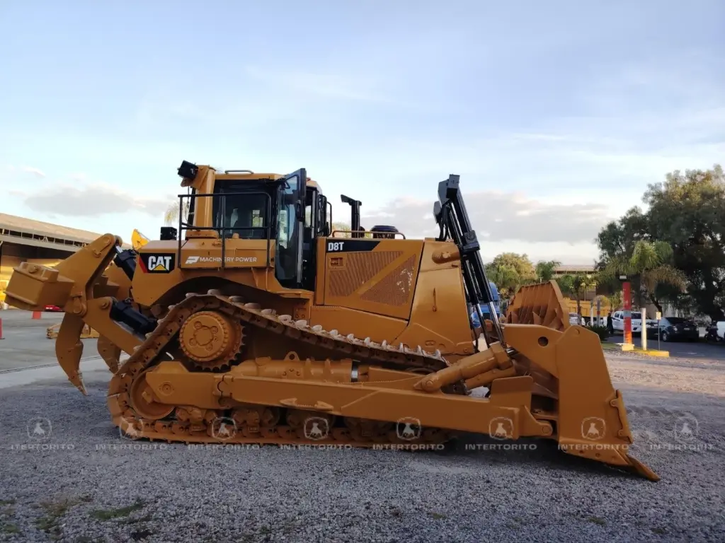 CAT D8T 0531 (2)_2_11zon.webp