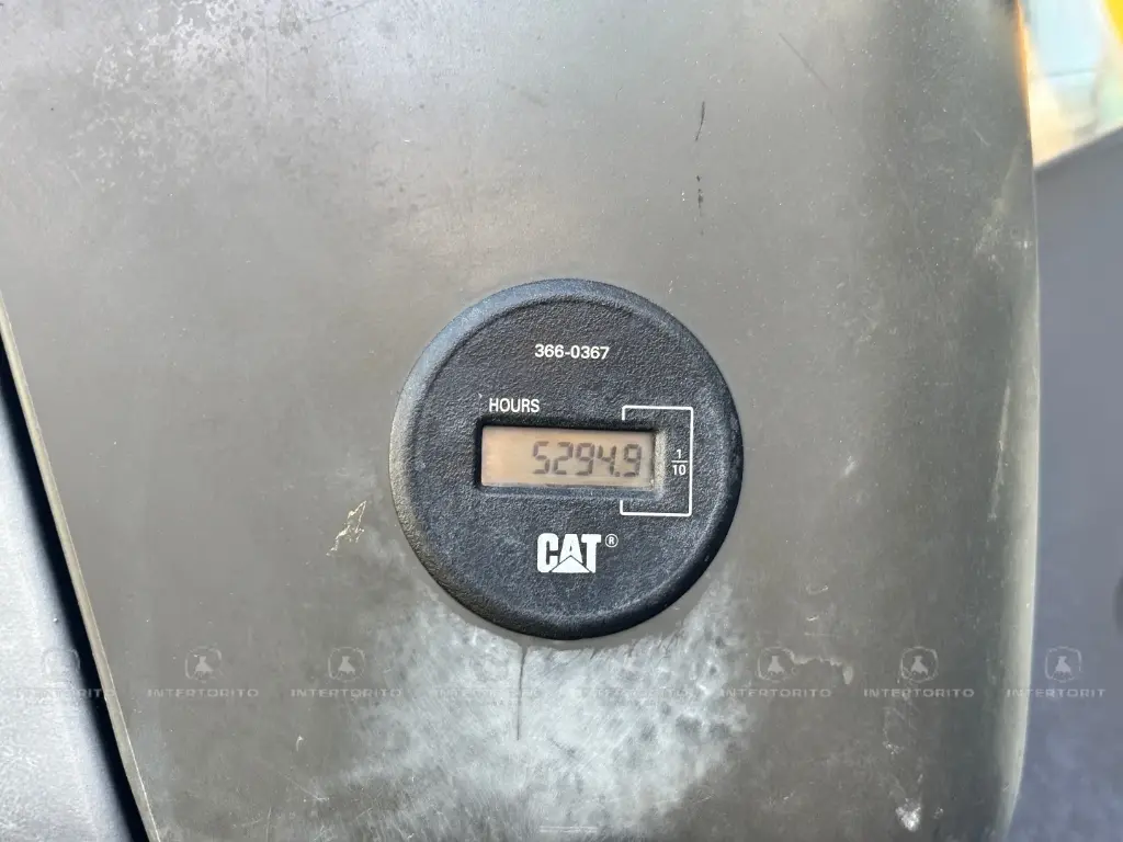 CAT 320D 7905 (16)_14_11zon.webp