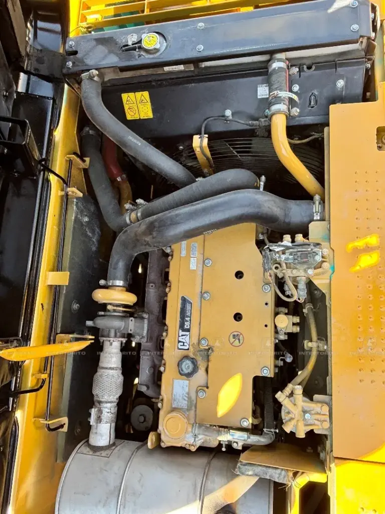 CAT 320D 7905 (13)_11_11zon.webp