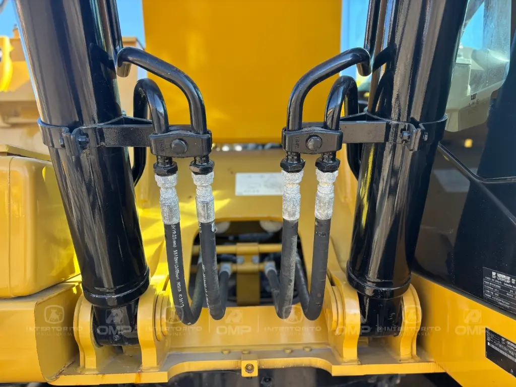 CAT 320GX 1566 (8).webp