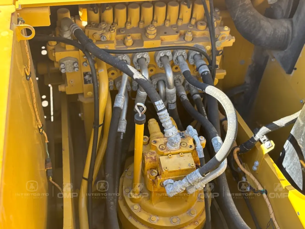 CAT 320GX 1566 (16).webp