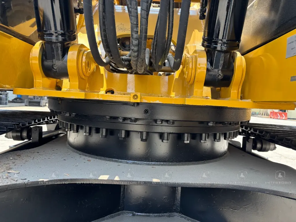CAT 320E 2835 (17).webp
