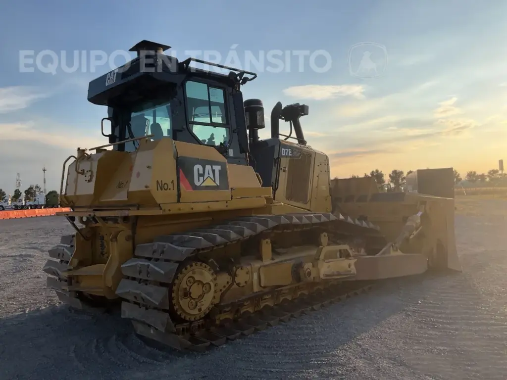 CAT D7 2017 (3)_2_11zon.webp