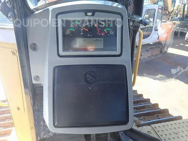 CAT D8T 1465 (18)_13_11zon.webp