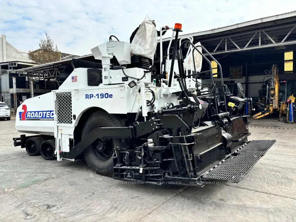 Pavimentadora ROADTEC RP190E | Intertorito
