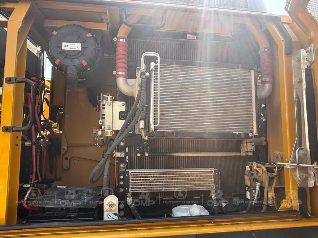 CAT 320E 0255 (13).webp