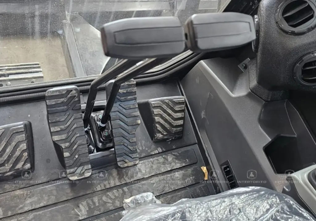 CAT 305.5 3500 (4)_4_11zon.webp