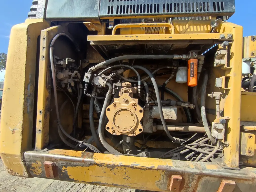 CAT 385CL 0438 (5).webp