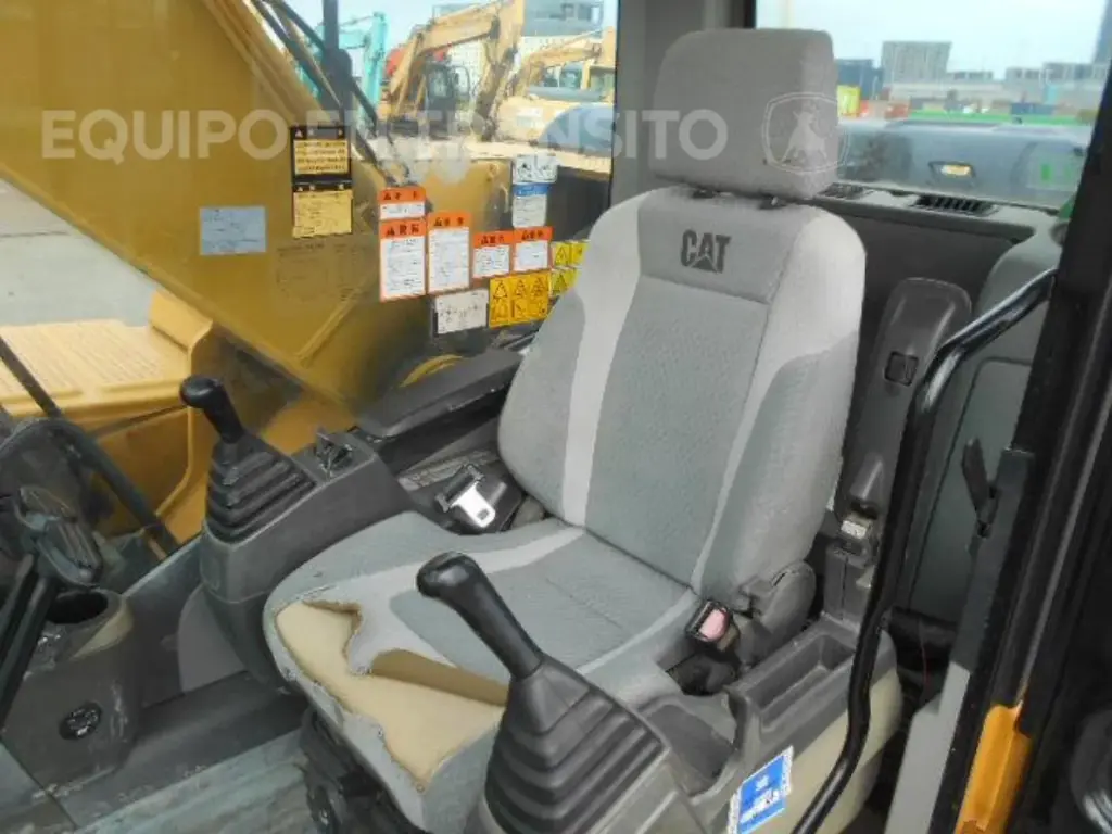 CAT 320D 7918 (10)_2_11zon.webp