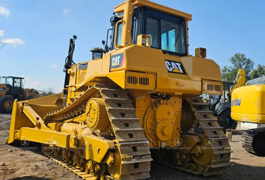 CAT D8R 4557 (3)_3_11zon.webp