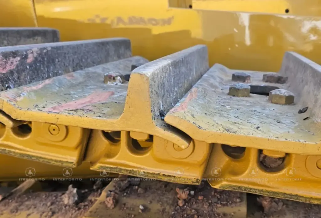 CAT D8R 4557 (5)_5_11zon.webp