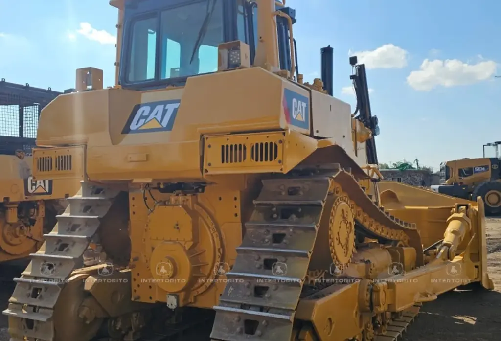 CAT D8R 4557 (2)_2_11zon.webp