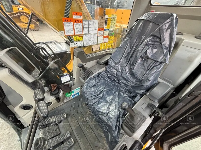 CAT 320E 2307 (18).webp