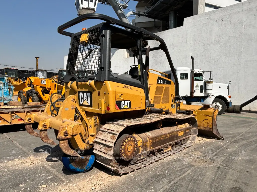 CAT D5K  0781 (3)_6_11zon.webp