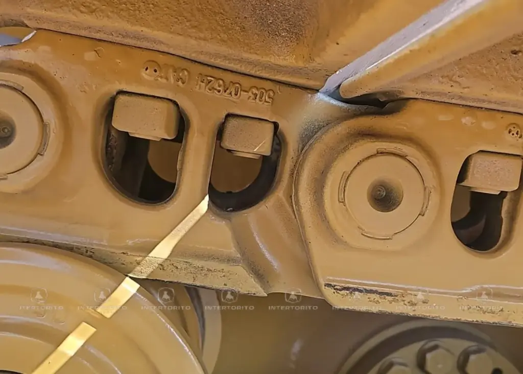 CAT D7E 0393 (19)_11_11zon.webp