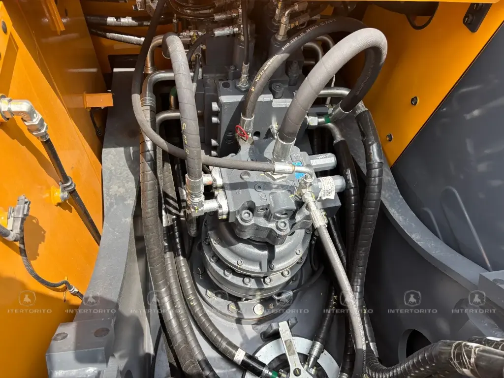 Excavadora HYUNDAI R245 LR | Intertorito
