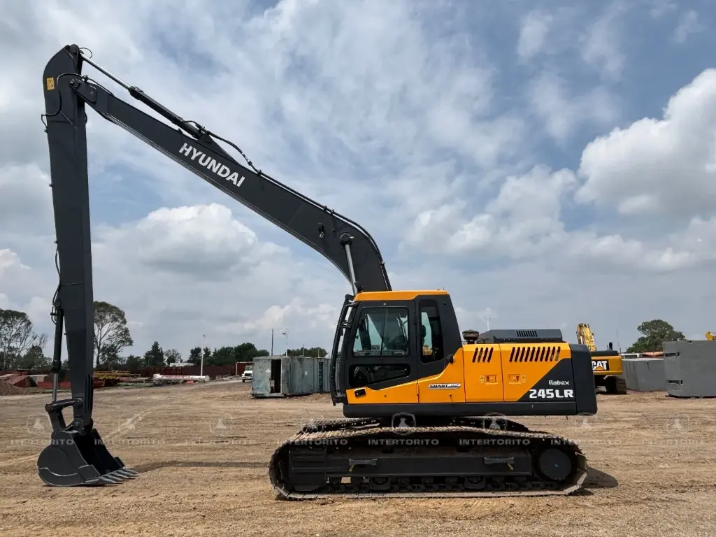 Excavadora HYUNDAI R245 LR | Intertorito