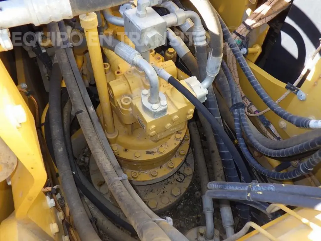 CAT 320E 2105 (9)_5_11zon.webp