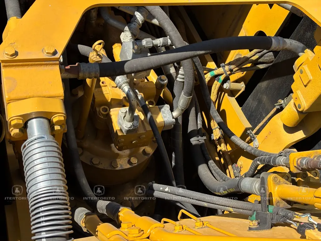 CAT 320E 1737 (13).webp