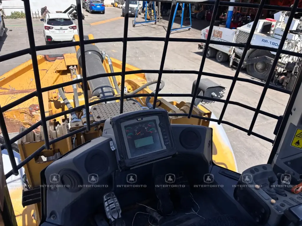 CAT 966K 1736 (18)_13_11zon.webp