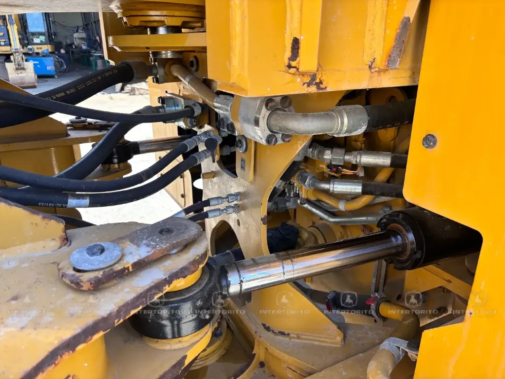 CAT 966K 1736 (15)_10_11zon.webp