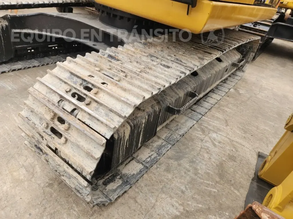 CAT 320D 8057 (6)_14_11zon.webp