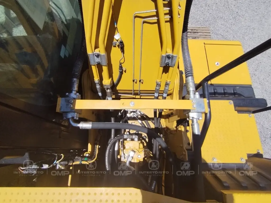 CAT 320GC 0177 (8).webp