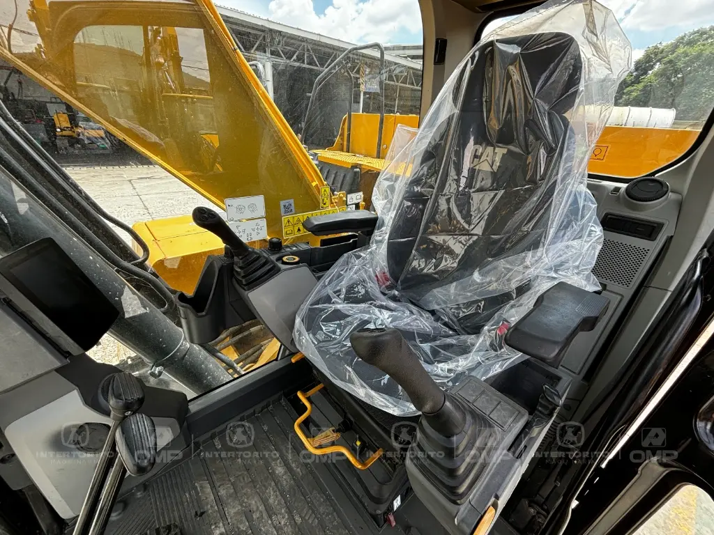 CAT 320GC 2557 (17).webp