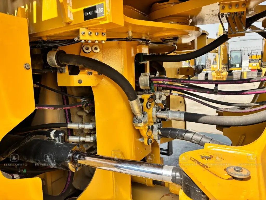 CAT 980M 0138 (21).webp