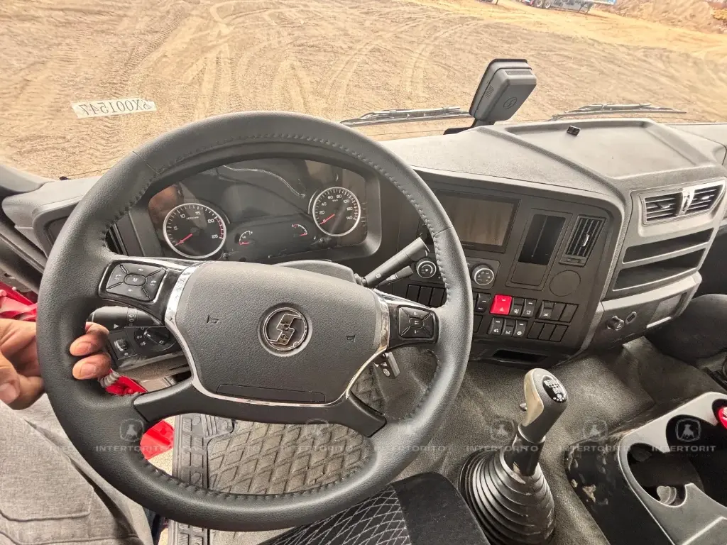 SHACMAN 3000 ROJO (16)_11_11zon.webp