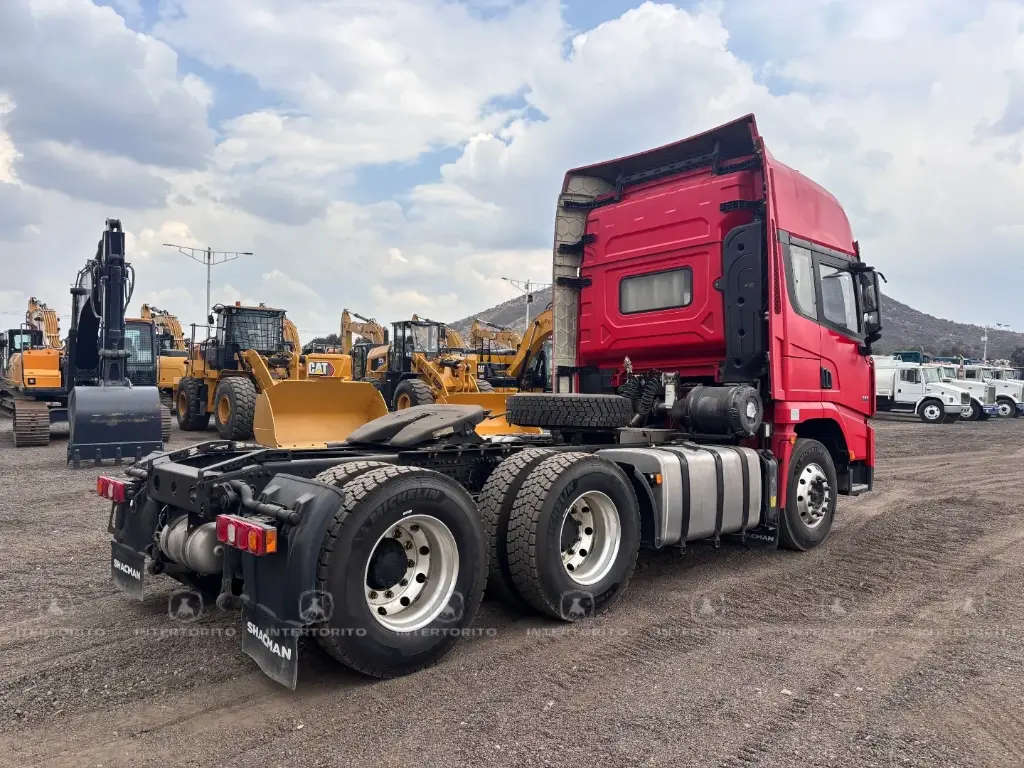 SHACMAN 3000 ROJO (5)_16_11zon.webp