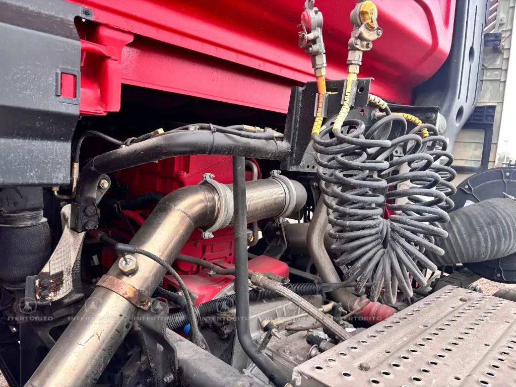 SHACMAN 3000 ROJO (11)_6_11zon.webp