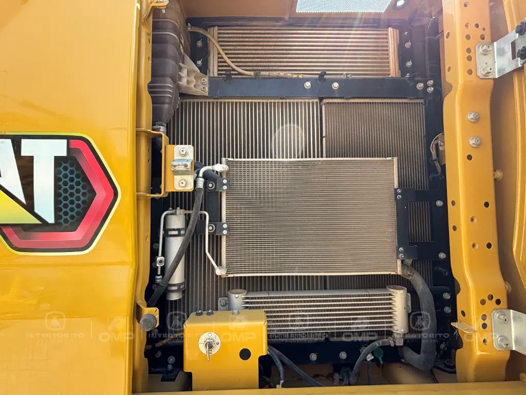 CAT 320GC 2436 (12).webp