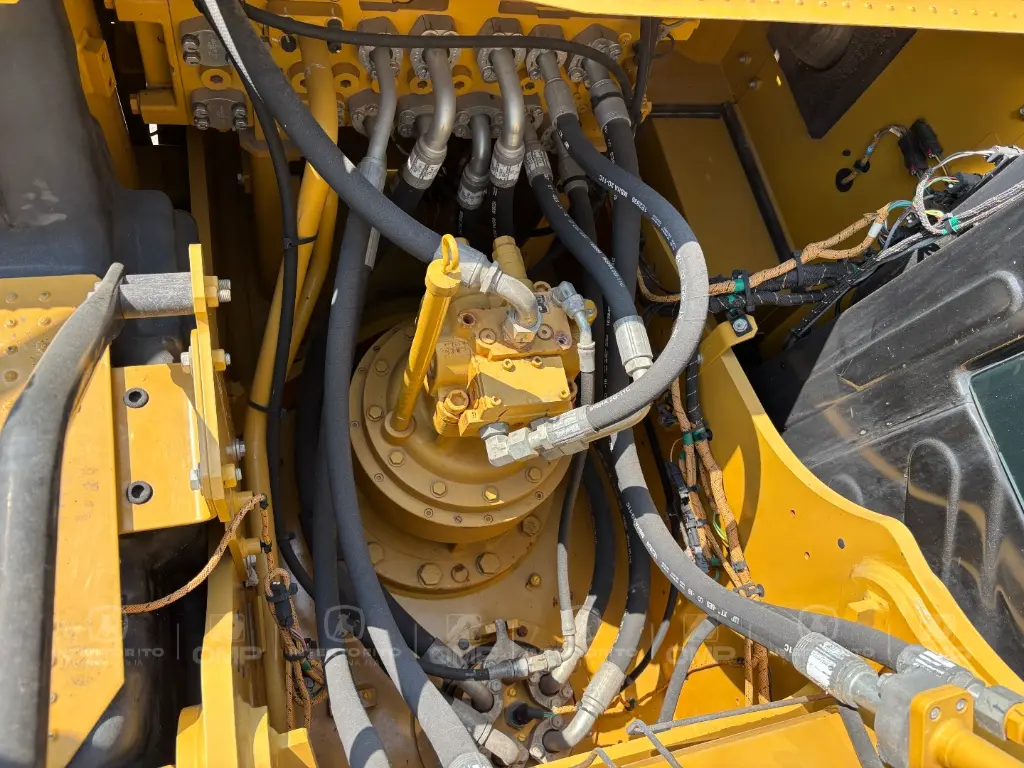 CAT 320GC 2436 (13).webp