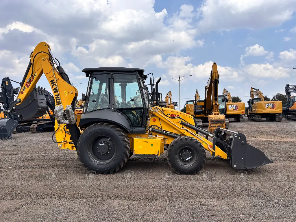 NEW HOLLAND B80C 7886 (2)_11_11zon.webp